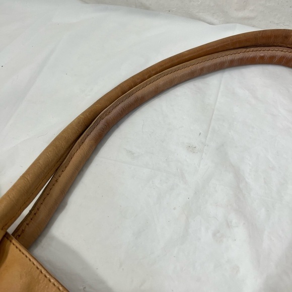 J.Jill Leather Scalloped Trim Tote Tan - Picture 3 of 13